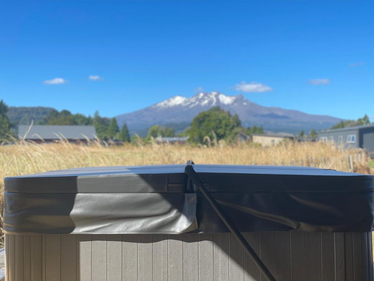 Solar On Snowmass Red Door Villa Ohakune Ngoại thất bức ảnh